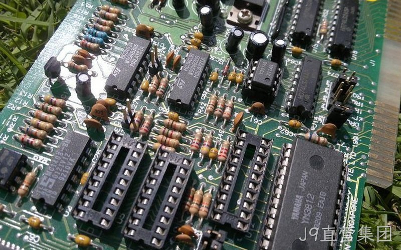 AI服务器电源功率密度告急 J9直营集团氮化镓方案破解机柜"寸土寸金"